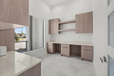 3291 Se West Snow Road Port Saint Lucie FL 34984
