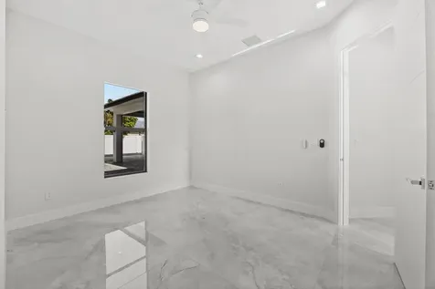 3291 Se West Snow Road Port Saint Lucie FL 34984