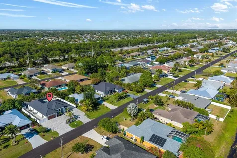 3291 Se West Snow Road Port Saint Lucie FL 34984