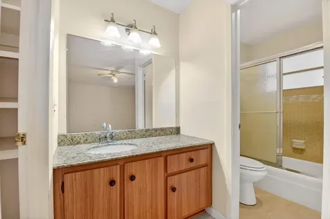 7293 W Oakridge Circle Lake Worth FL 33462
