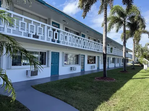 2204 Lake Osborne Drive Lake Worth Beach FL 33461