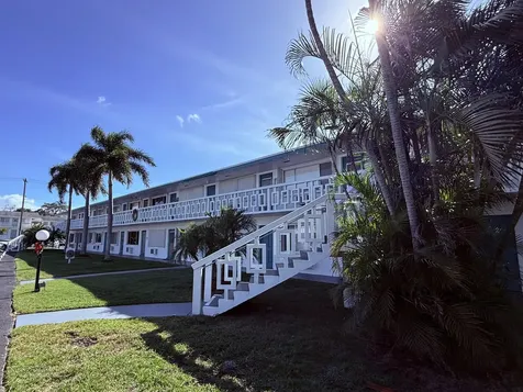 2204 Lake Osborne Drive Lake Worth Beach FL 33461