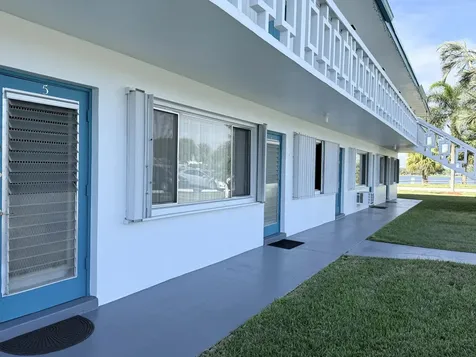 2204 Lake Osborne Drive Lake Worth Beach FL 33461