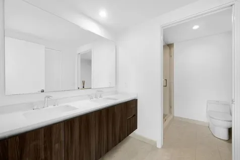 488 NE 18th Street Miami FL 33132