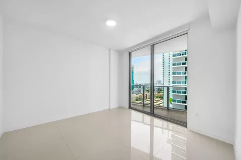 488 NE 18th Street Miami FL 33132