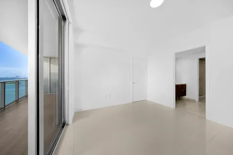 488 NE 18th Street Miami FL 33132