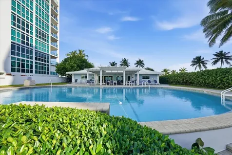 1431 S Ocean Boulevard Lauderdale By The Sea FL 33062