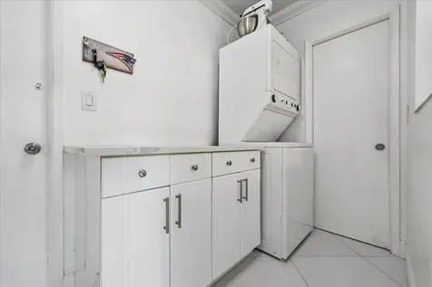 1431 S Ocean Boulevard Lauderdale By The Sea FL 33062