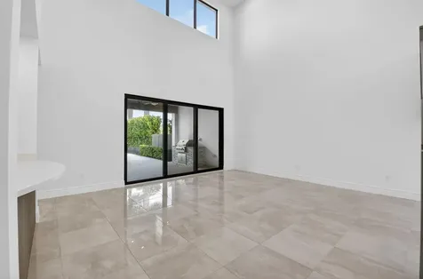 9087 Chauvet Way Boca Raton FL 33496