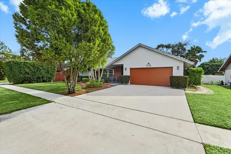 5136 Beechwood Road Delray Beach FL 33484
