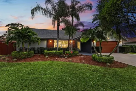 5136 Beechwood Road Delray Beach FL 33484