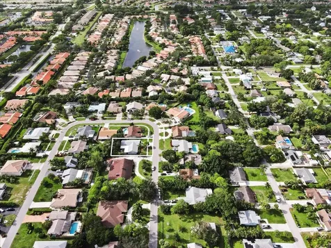 5136 Beechwood Road Delray Beach FL 33484