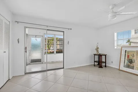 258 Monaco F Delray Beach FL 33446
