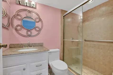 258 Monaco F Delray Beach FL 33446