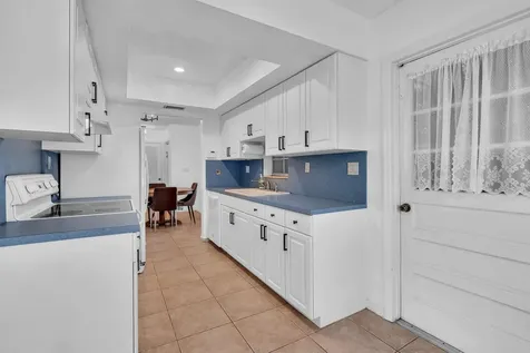 313 NW 42nd Street Boca Raton FL 33431