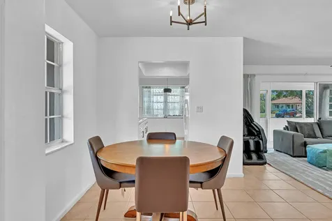 313 NW 42nd Street Boca Raton FL 33431