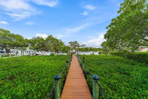 111 Fishermans Way Jupiter FL 33477