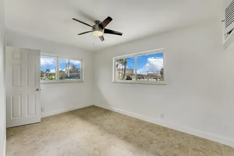 208 NW 1st Street Boynton Beach FL 33435