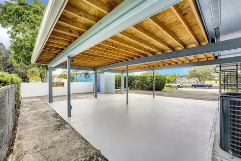 208 NW 1st Street Boynton Beach FL 33435