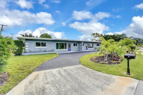 208 NW 1st Street Boynton Beach FL 33435