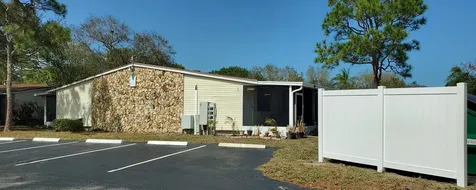 530 N 7th Place Vero Beach FL 32962