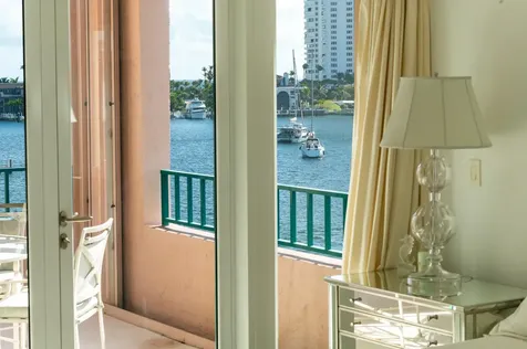 140 Se 5th Avenue Boca Raton FL 33432
