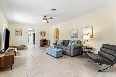 123 NW 6th Avenue Delray Beach FL 33444