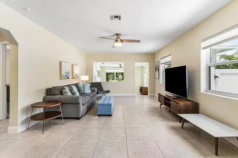 123 NW 6th Avenue Delray Beach FL 33444
