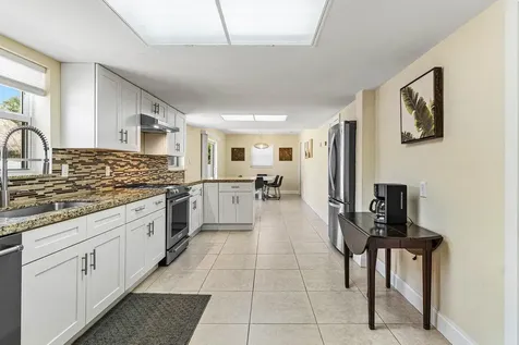 123 NW 6th Avenue Delray Beach FL 33444