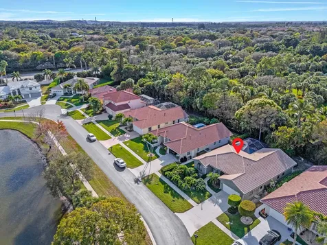 9055 Cypress Hollow Drive Palm Beach Gardens FL 33418