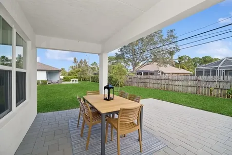 1034 Sw Jennifer Terrace Port Saint Lucie FL 34953