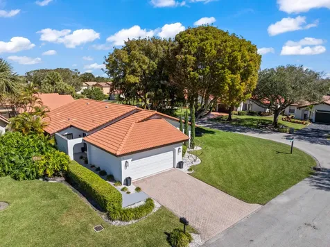 5545 Lakeview Mews Terrace Boynton Beach FL 33437