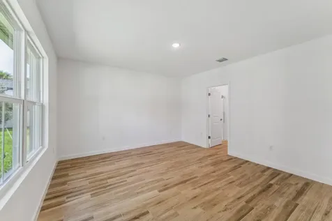1401 Sw Oriole Lane Port Saint Lucie FL 34953
