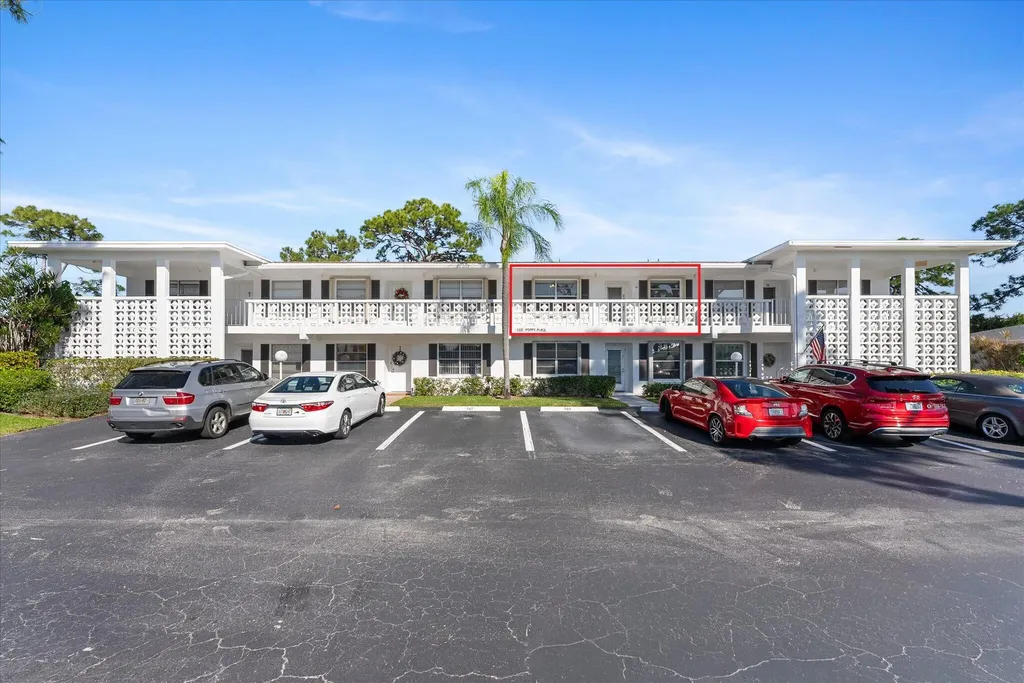5321 Poppy Place Delray Beach FL 33484
