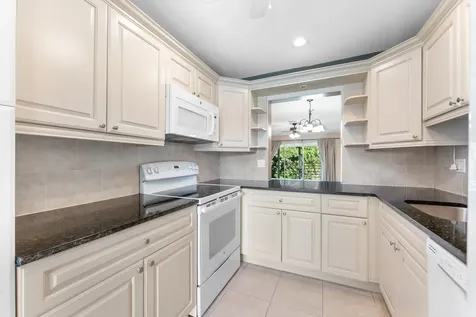 5321 Poppy Place Delray Beach FL 33484