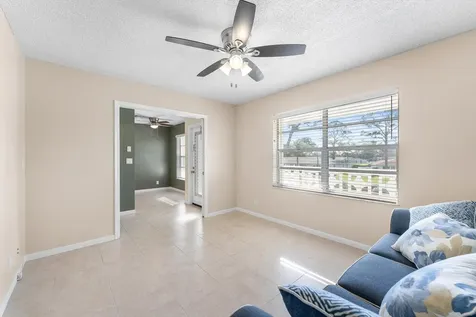 5321 Poppy Place Delray Beach FL 33484
