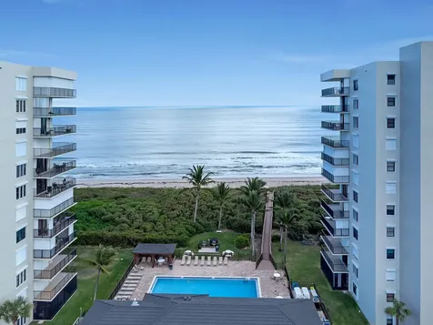 4200 N Highway A1a Hutchinson Island FL 34949