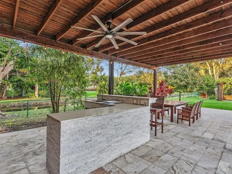920 Nw 122nd Avenue Plantation FL 33325