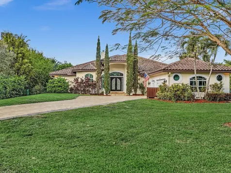 920 Nw 122nd Avenue Plantation FL 33325