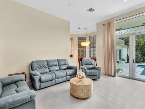 920 Nw 122nd Avenue Plantation FL 33325