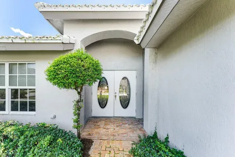 4572 White Cedar Lane Delray Beach FL 33445