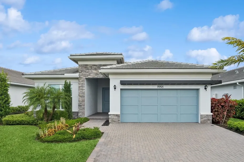 9998 N Regency Way Palm Beach Gardens FL 33412