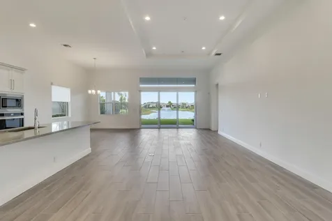 9998 N Regency Way Palm Beach Gardens FL 33412