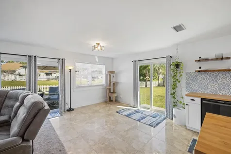 4626 Lakeside Circle West Palm Beach FL 33417
