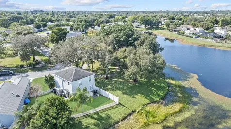 4626 Lakeside Circle West Palm Beach FL 33417
