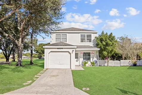 4626 Lakeside Circle West Palm Beach FL 33417