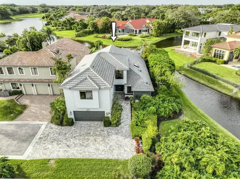 13615 Verde Way Palm Beach Gardens FL 33410