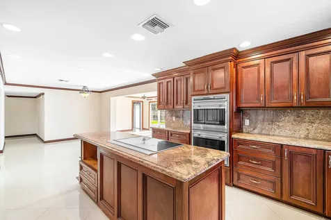 2872 Ne 29th Street Fort Lauderdale FL 33306