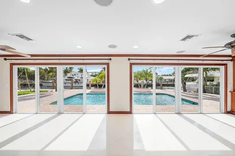 2872 Ne 29th Street Fort Lauderdale FL 33306