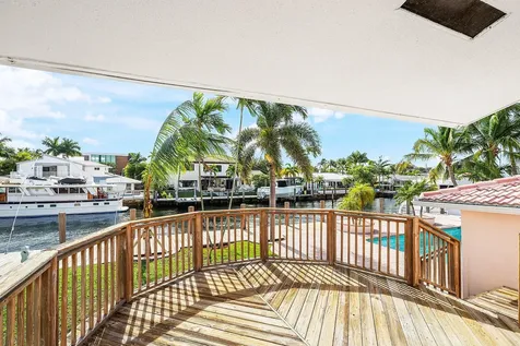 2872 Ne 29th Street Fort Lauderdale FL 33306